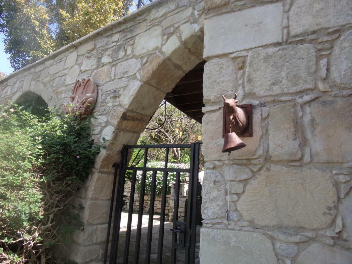 Lantana Stone House Villa Lemona Bagian luar foto
